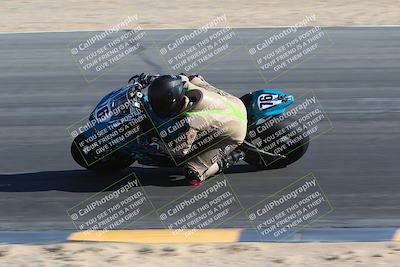 media/Jan-14-2024-SoCal Trackdays (Sun) [[2e55ec21a6]]/Turn 10 Inside (110pm)/